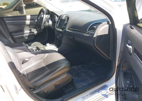 2016 Chrysler 300C from USA, damaged, VIN 2C3CCAEG1GH294843